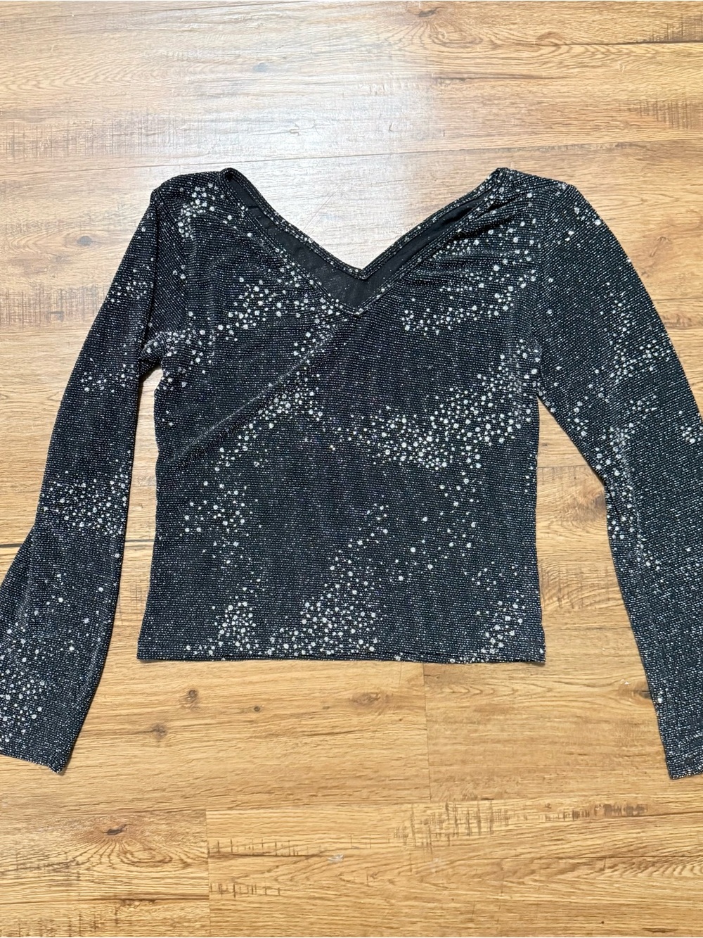Women’s Black Sparkle V-Neck Long Sleeve Top